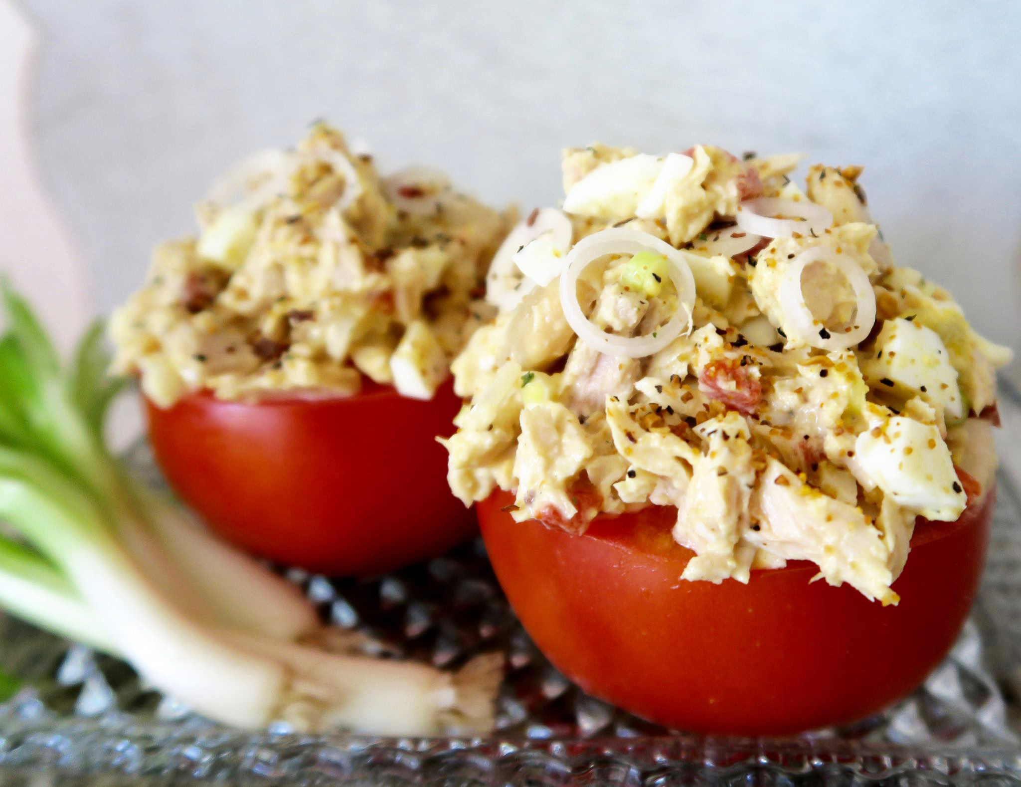 Tuna & Butter Bean Stuffed Tomatoes Margaret Holmes